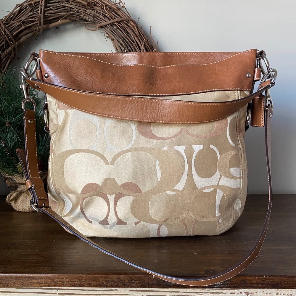 Coach Zoe Hobo